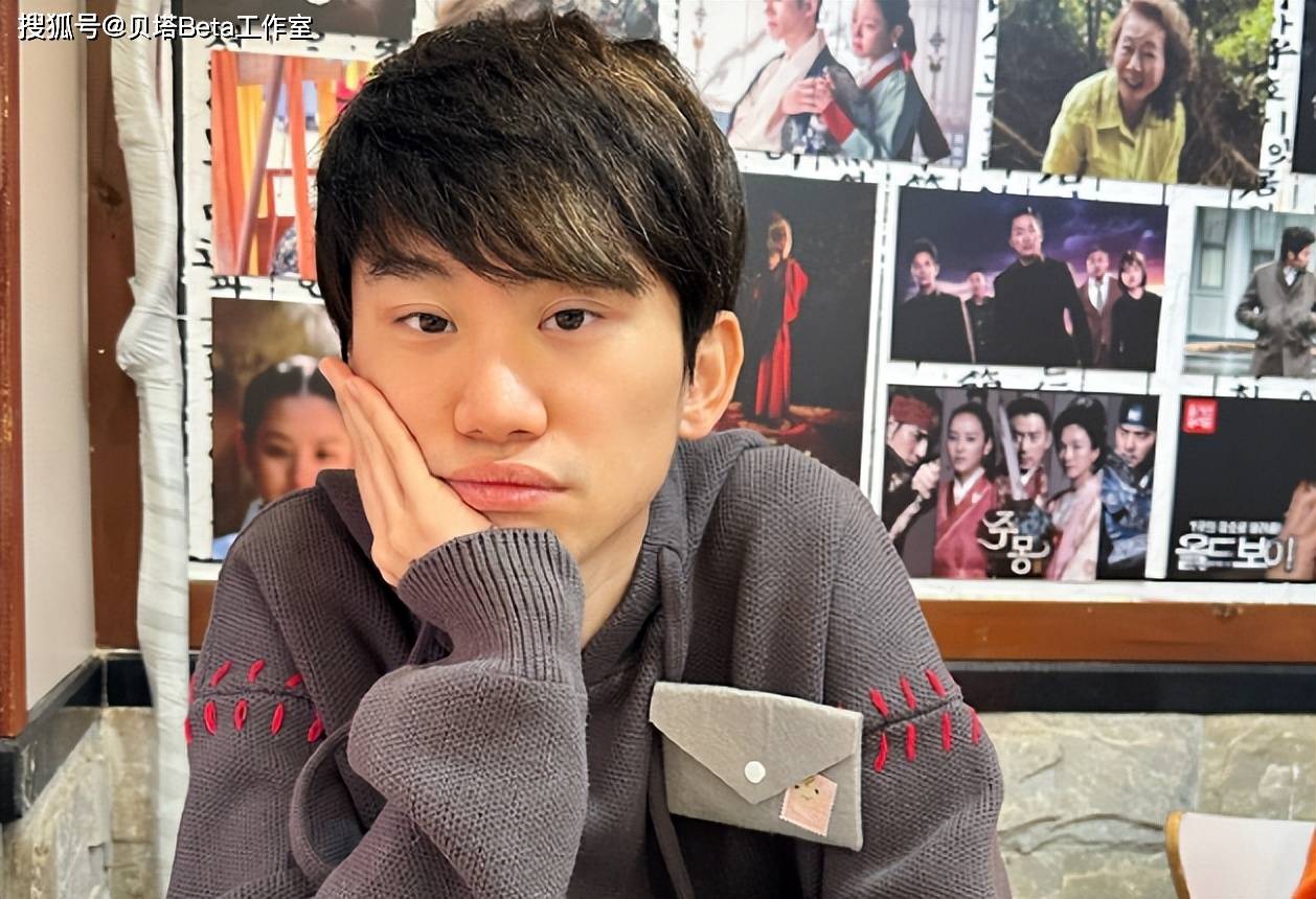 包含Doinb回归赛场，问鼎冠军首场状态亮眼，加拿大队观众沸腾！的词条